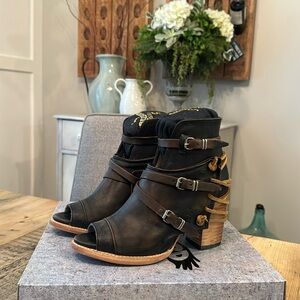 Freebird handmade leather bootie sandals. Open toe.